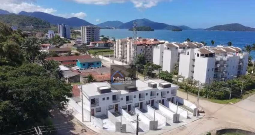 Sobrado á 100 metros da Praia do Massaguaçu.