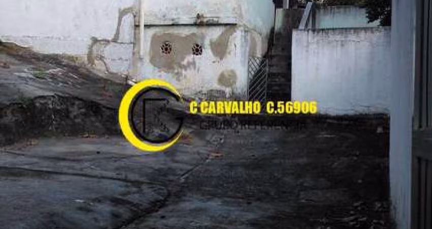Casa 2 quartos em Irajá/RJ com quintal e espaço para construir