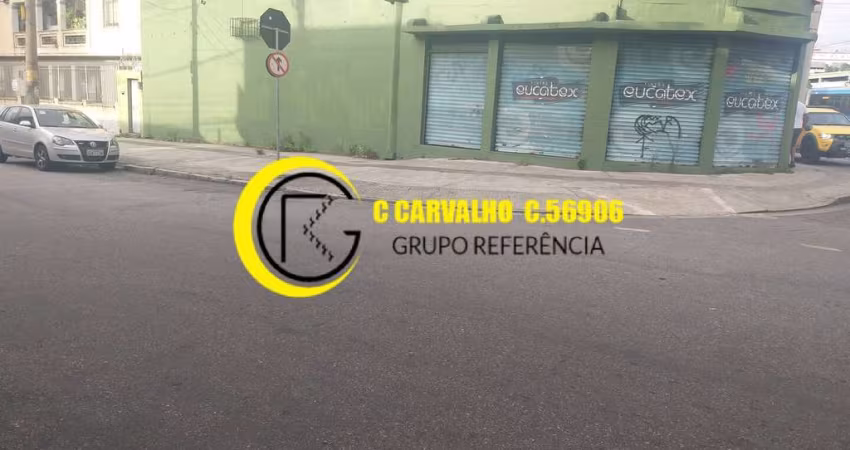 Loja Avenida Vicente de Carvalho esquina com Rua Tomas Lopes