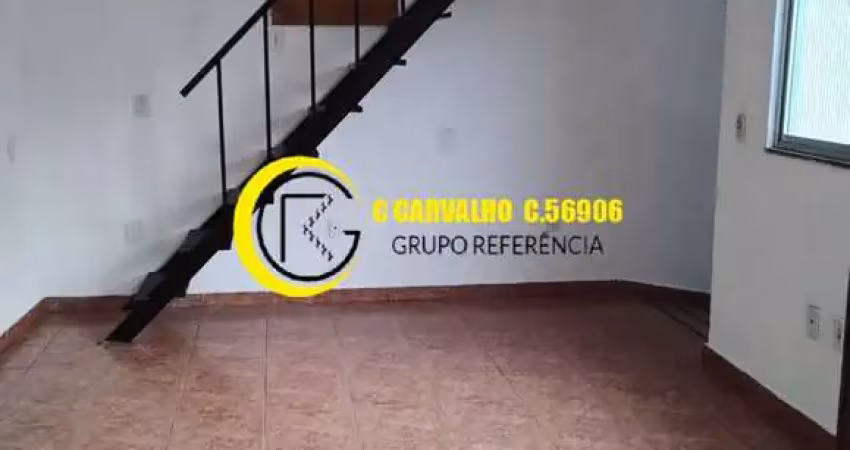 Apartamento 1 quarto,  2 banheiros, sala cozinha e área separada.