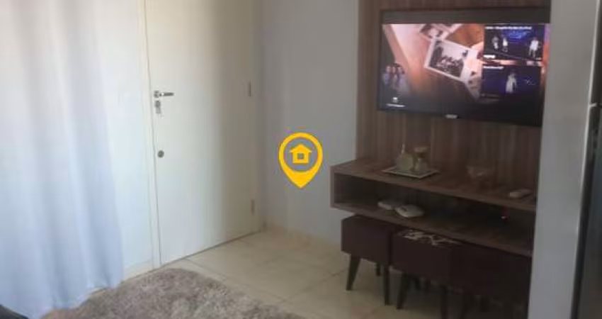 ALUGA apartamento 2 dormitórios com armários Via Norte