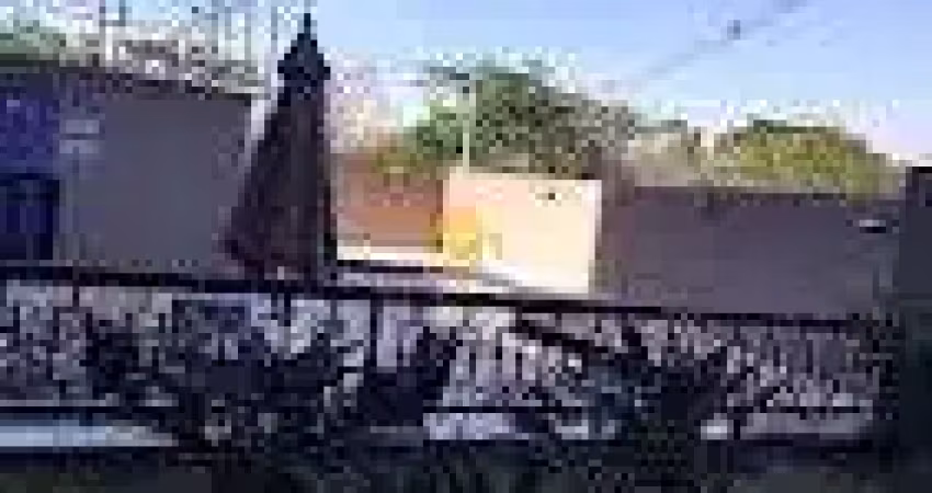 Aluga- apartamento 3 dormitórios sendo 1 suíte e 2 vagas e sacada
