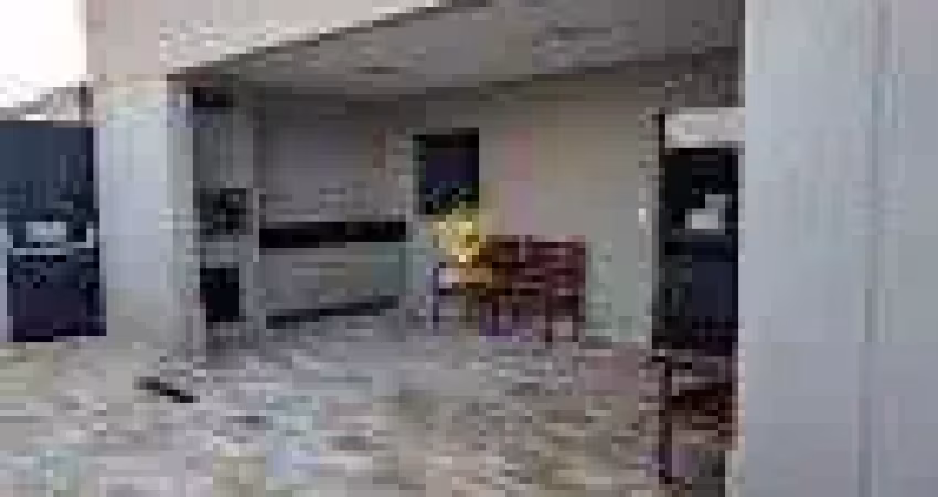 Aluga- apartamento 3 dormitórios, 1 suíte  ótima localização