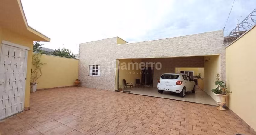 Casa com 3 dormitórios, sendo 2 suítes,  à venda, 165 m² por R$ 800.000 - Terras de Santa Bárbara -