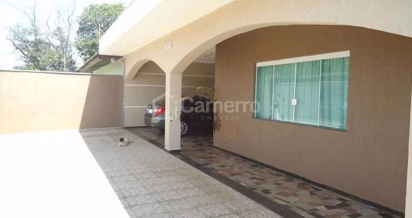 Casa com 3 dormitórios, sendo uma suite à venda, 270 m² por R$ 695.000 - Jardim São Vito - American