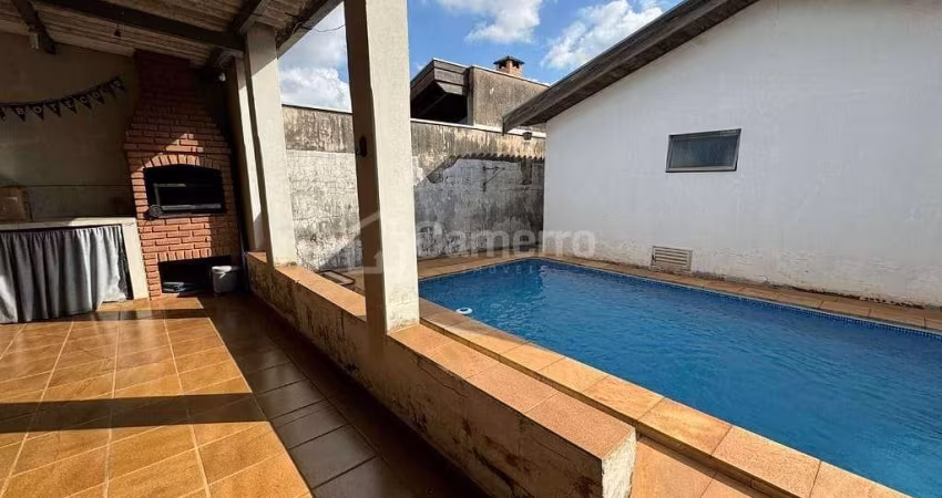 Casa com 3 dormitórios, sendo 2 suítes,  à venda, 204 m² por R$ 650.000 - Jardim Ipiranga - America