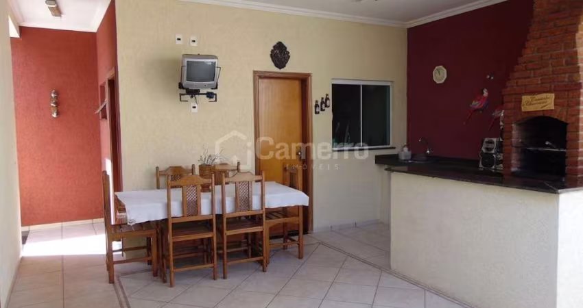 Casa com 3 dormitórios, sendo 1 suíte,  à venda por R$ 750.000 - Jardim Souza Queiroz - Santa Bárba