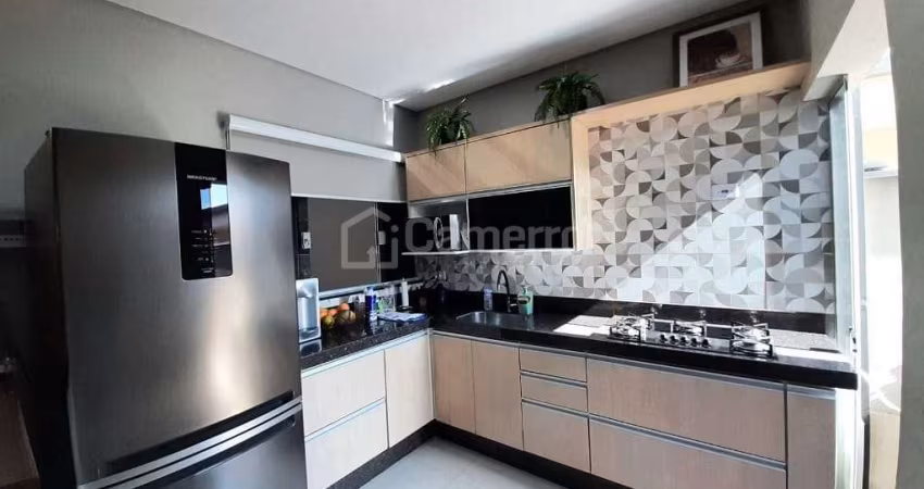 Casa com 3 dormitórios à venda, 118 m² por R$ 530.000,00 - Parque Nova Carioba - Americana/SP