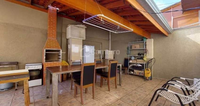 Casa com 3 dormitórios, 1 suíte,  à venda, 165 m² por R$ 490.000 - Jardim Brasil - Americana/SP