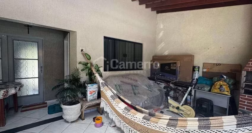 Casa com 3 dormitórios, sendo 1 suíte,  à venda, 11 m² por R$ 490.000 - Jardim Pântano - Santa Bárb