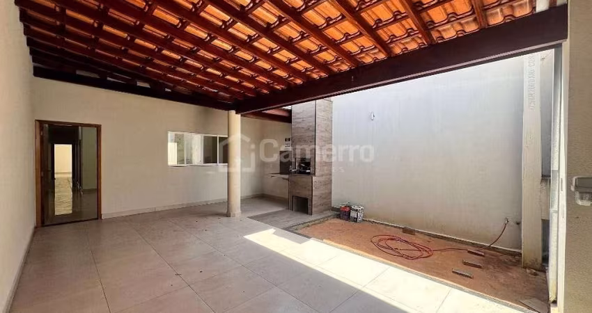 Casa com 3 dormitórios, sendo 1 suíte,  à venda, 131 m² por R$ 560.000 - Jardim Dona Judith - Ameri