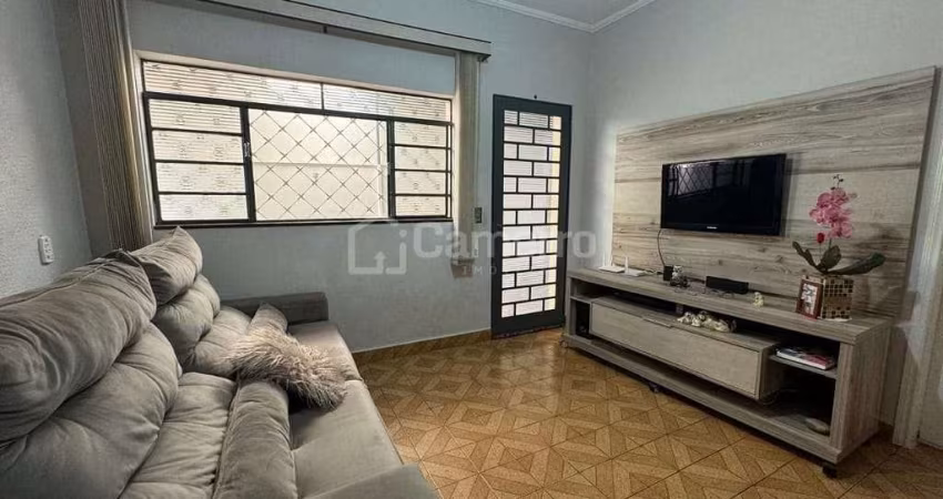 Casa com 3 dormitórios, sendo 1 suíte,  à venda, 150 m² por R$ 399.900 - Mollon - Santa Bárbara D'O