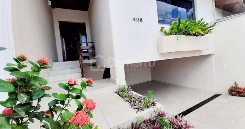Casa com 4 dormitórios à venda, 271 m² por R$ 900.000,00 - Werner Plaas - Americana/SP