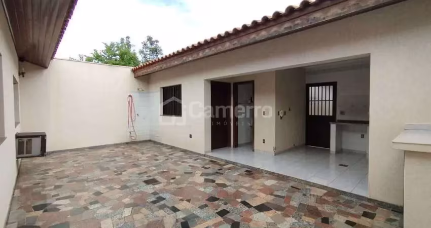 Casa com 2 dormitórios, sendo 2 suítes,  à venda, 175 m² por R$ 900.000 - Vila Nossa Senhora de Fát