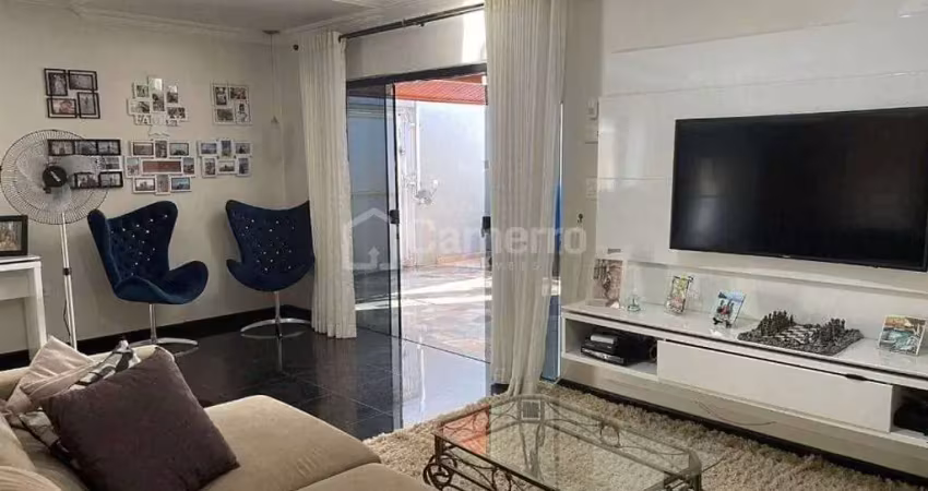 Casa com 4 dormitórios, sendo 2 suítes,  à venda, 300 m² por R$ 990.000 - Jardim Nossa Senhora de F