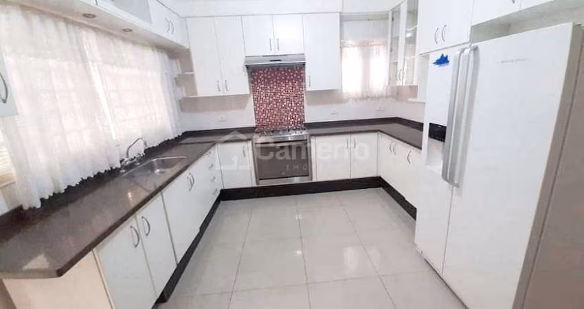 Casa com 3 dormitórios para alugar, 249 m² por R$ 4.400/mês - Vila Amorim - Americana/SP