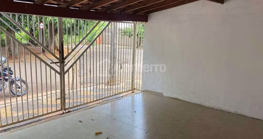 Casa para locação por R$ 2.000,00 com três dormitórios, Jardim Amélia, Americana, SP
