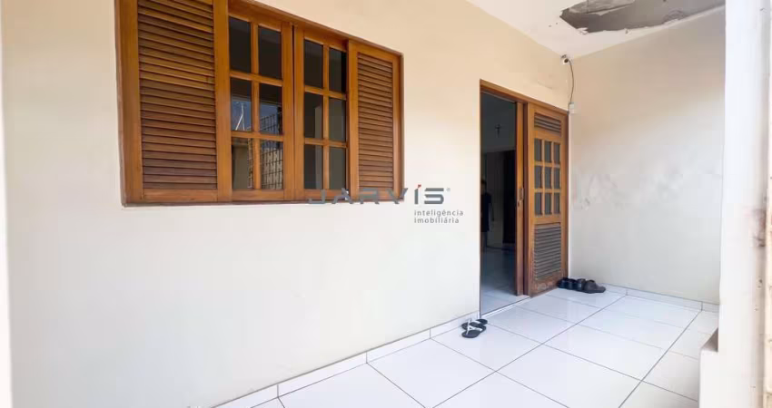 Casa 3/4 à venda, localizada no bairro do Farol - RS 850.000,00