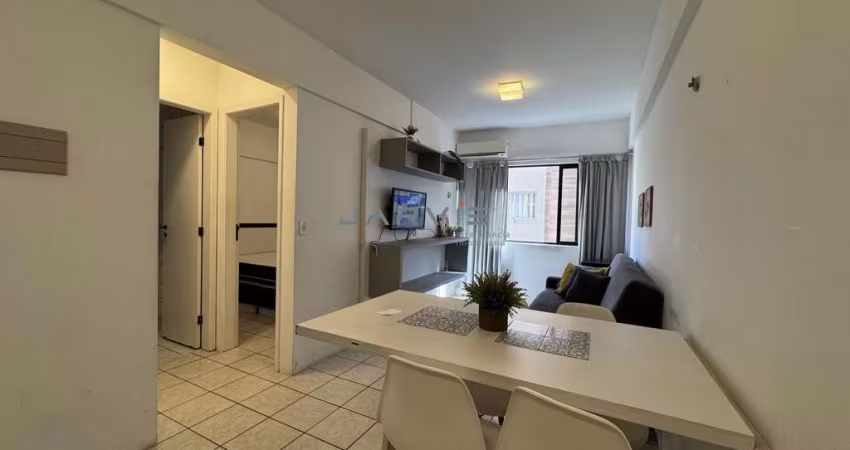 Quarto e sala a venda em Jatiúca - R$ 310.000,00