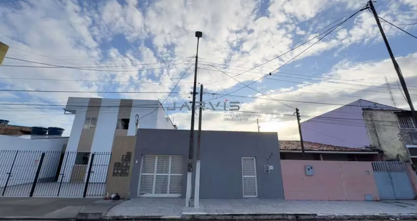Casa com 3/4  à venda no bairro do Santo Eduardo - R$790.000,00