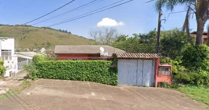 Casa à venda na Estrada dos Alpes, 141, Glória, Porto Alegre
