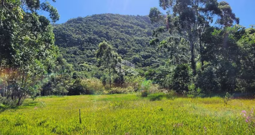 chacara localizada no Rio Vermelho  com 76.000m²