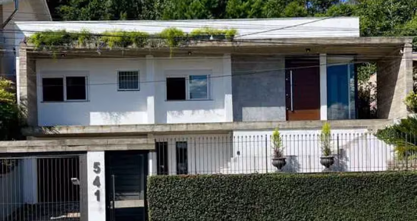 Casa com 4 quartos à venda na Colina Sorriso, Caxias do Sul 