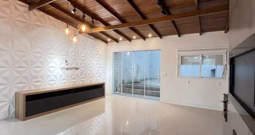 Casa com 3 quartos à venda no Vinhedos, Caxias do Sul 