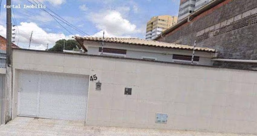 Casa para Venda em Fortaleza, Jóquei Clube, 3 dormitórios, 2 suítes, 3 banheiros, 2 vagas