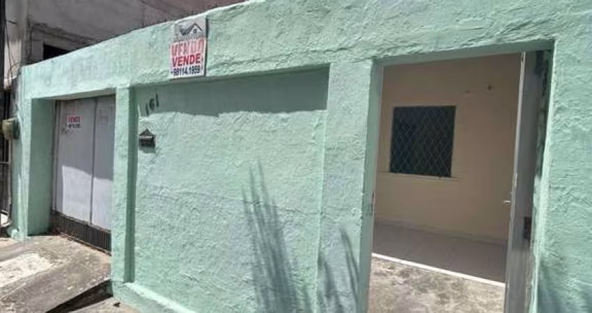 Casa para Venda em Fortaleza, Prefeito José Walter, 3 dormitórios, 1 banheiro, 1 vaga