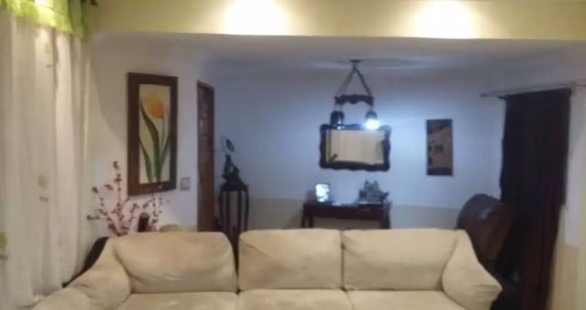 Casa à venda no Adalgisa com 03 dormitórios sendo 1 suíte e 8 vagas