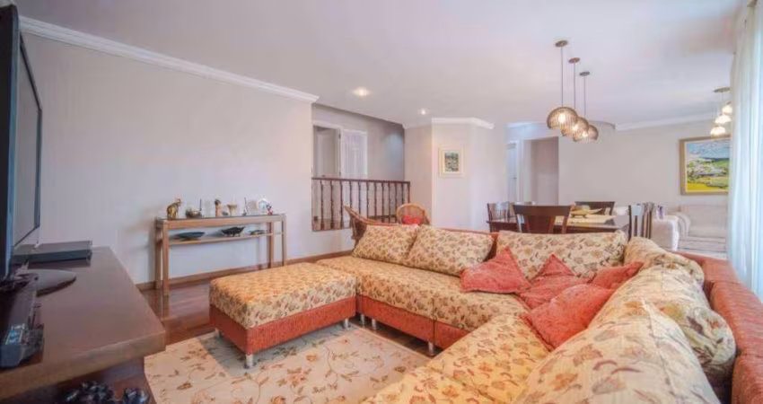 Casa com 3 quartos e 300m à venda!