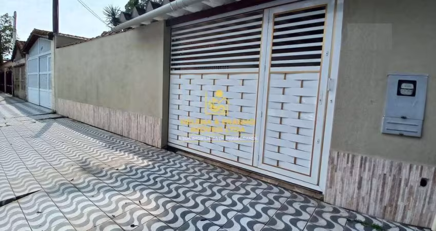 Casa com 3 quartos, Maracanã, Praia Grande - R$ 600 mil, Cod: 233