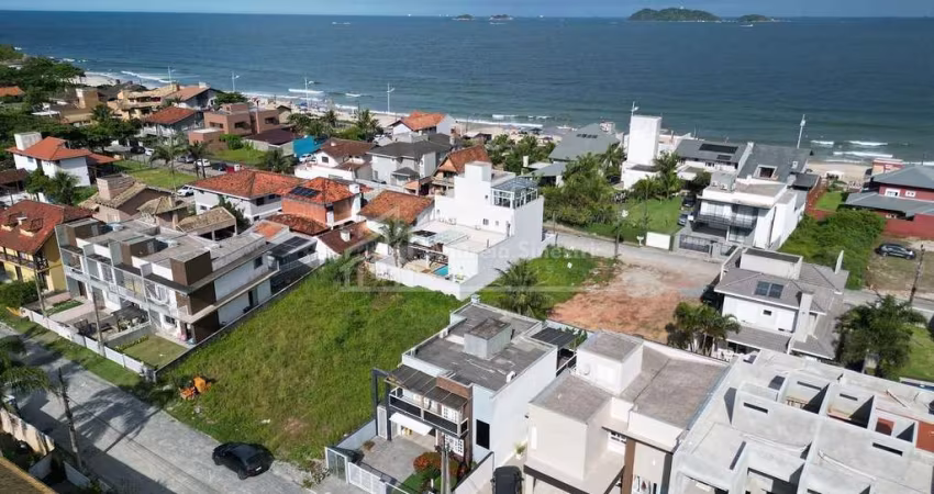 Casa com 3 quartos à venda na Rua Toquio 390, Itaguaçu, São Francisco do Sul