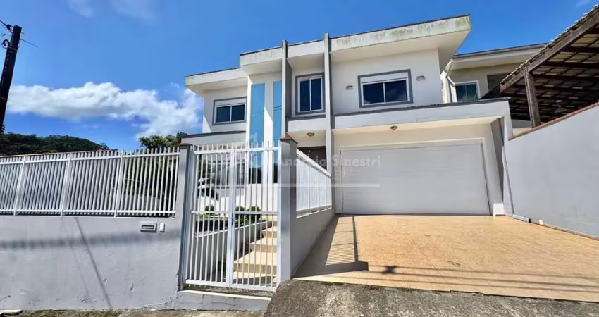 Casa com 3 quartos à venda na Rua Padre Antônio Nobrega n° 1061, Água Branca, São Francisco do Sul