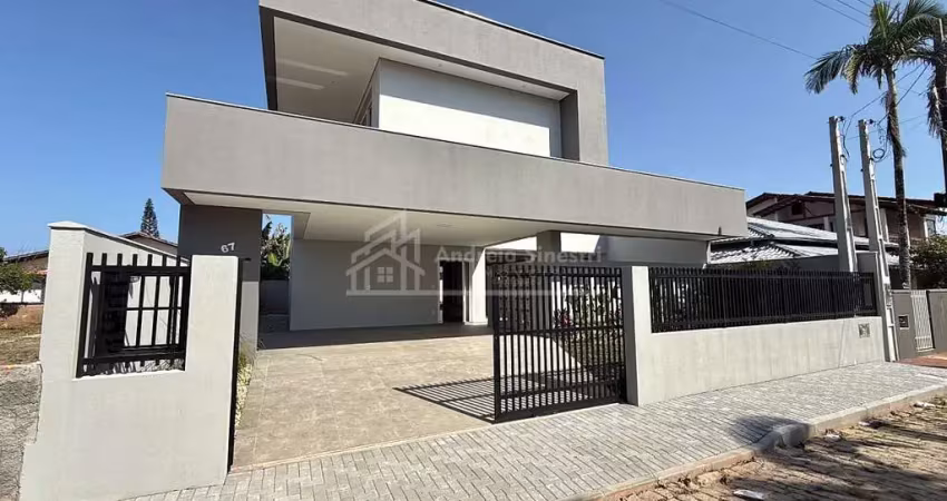 Casa com 3 quartos à venda na Rua Bruxelas, Ubatuba, São Francisco do Sul