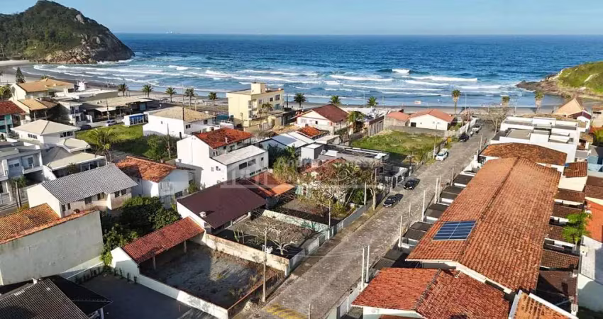 Terreno à venda na Rua Porto Alegre, Praia da Saudade, São Francisco do Sul