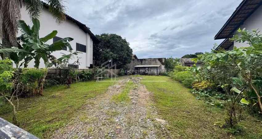 Terreno à venda na Rua Bruxelas, Ubatuba, São Francisco do Sul
