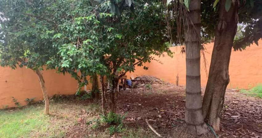 Terreno de 615m² com casa construída à venda em Londrina
