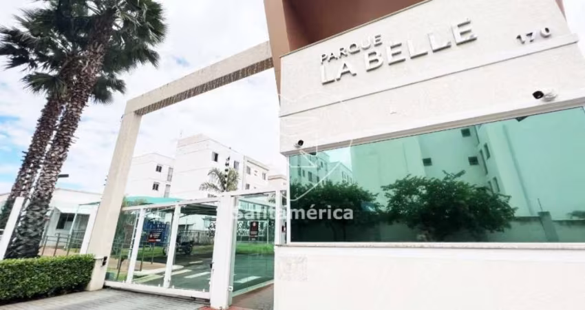 Apartamento para alugar no Edifício Parque La Belle, região Norte