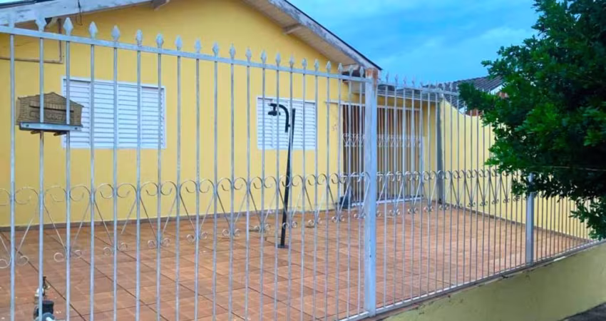 Casa para venda e locação com 3 quartos e edícula na Zona Norte próximo a Avenida Saul Elkind