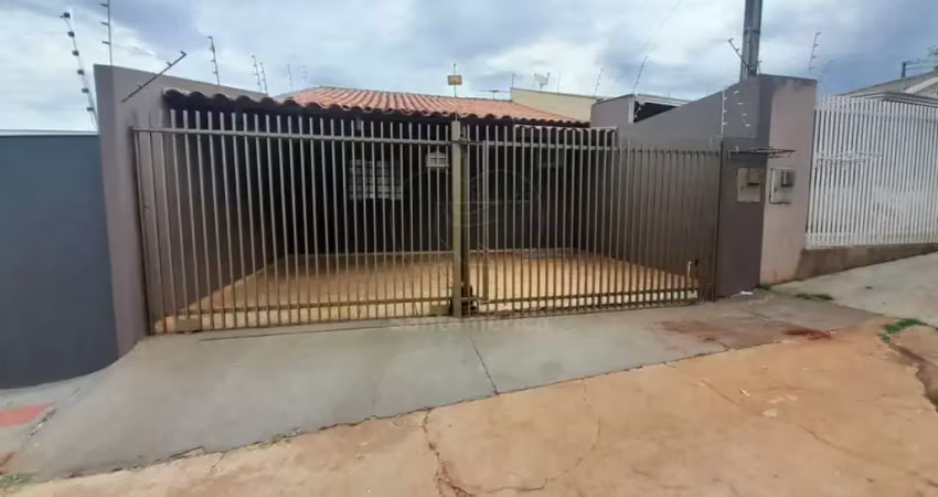 Casa geminada para locação com 3 quartos na Região Norte de Londrina