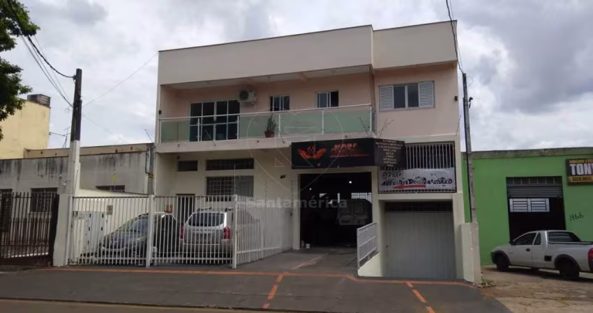 Barracão para alugar na Região Norte de Londrina com copa e escritório