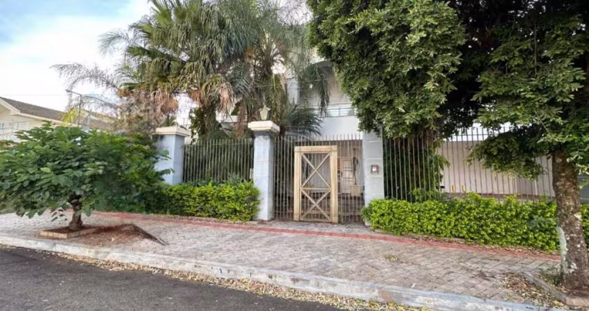 Casa com 4 Suítes no Bela Suíça para Locação