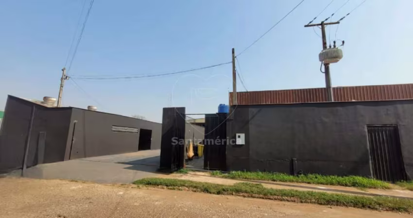 Barracão com 1200m² com Salas Para Escritório e Almoxarifado
