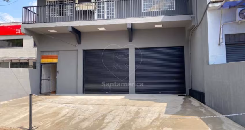 Barracão para alugar em Londrina constando com 360m² de área privativa com espaço ótimo para armazenamento