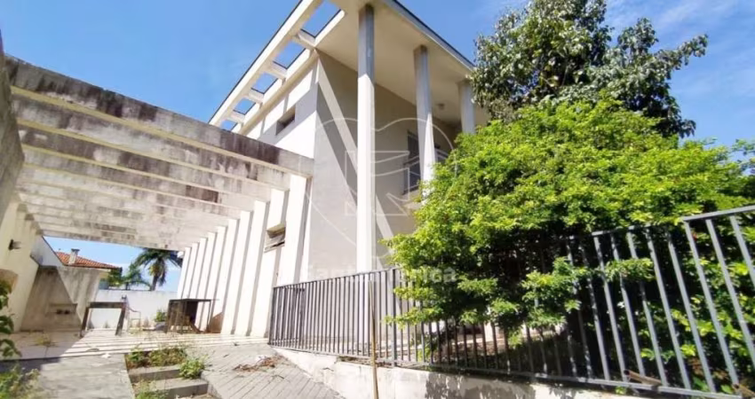 Casa à venda com 5 quartos no Jardim Presidente