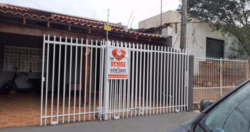 Casa à Venda no Jardim Bandeirantes com 3 quartos e Armários Planejados
