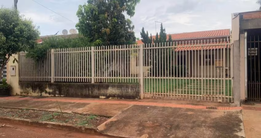Casa à Venda no Jardim Paris com 2 quartos - Região Norte