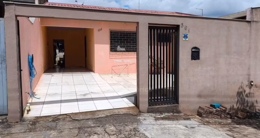 Casa com edícula à venda na região Sul de Londrina